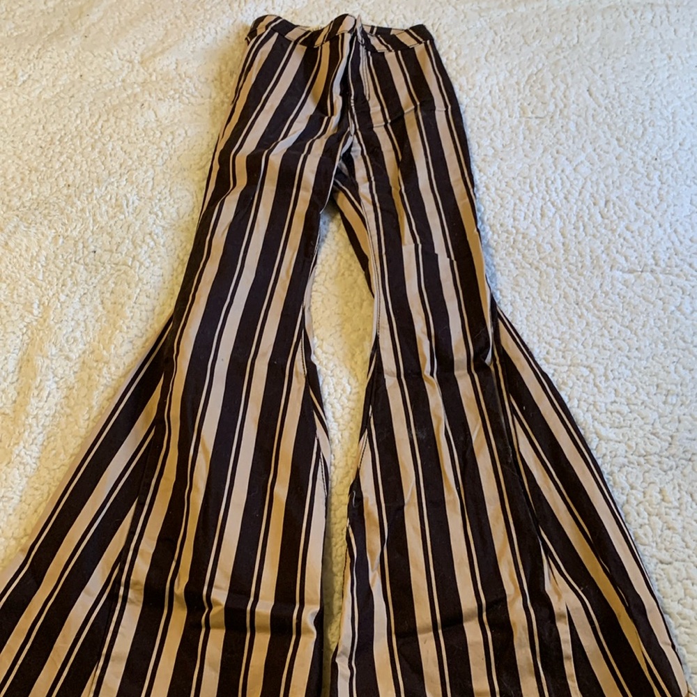 Country bell bottom pants gently cared for